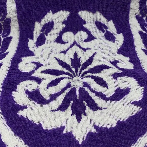Vintage Fieldcrest Bath Towel Purple White Floral Fringed USA 45 X 25 in Retro - Picture 13 of 16